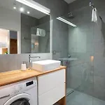 Lux 4 Cieplice شقة *